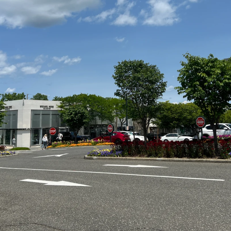 长岛Manhasset：一边香奈儿，一边赶火车