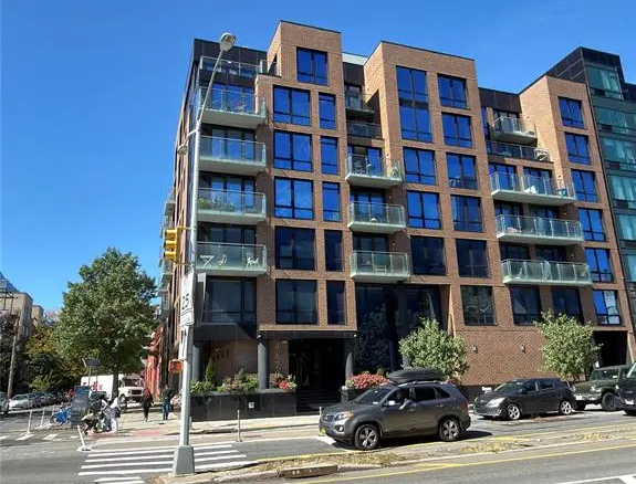 长岛市一房康斗出租｜楼宇外观｜MLS 1058221