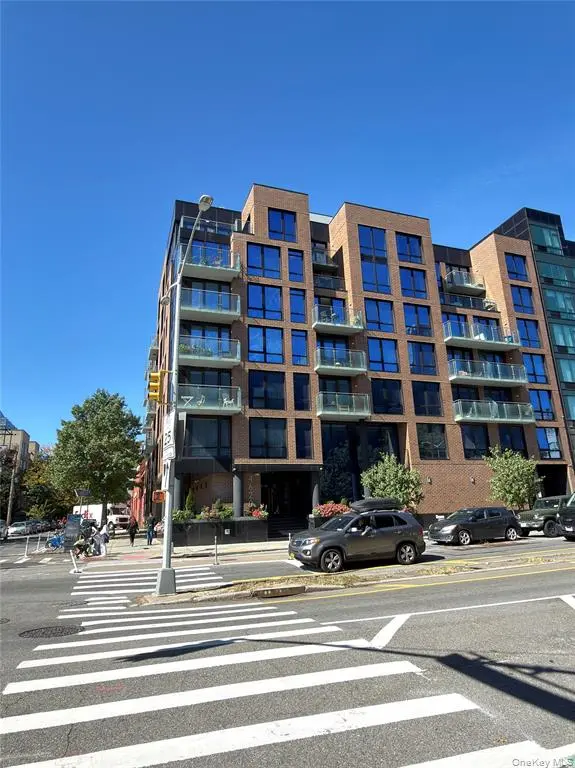 长岛市一房康斗出租｜楼宇外观｜MLS 1058221